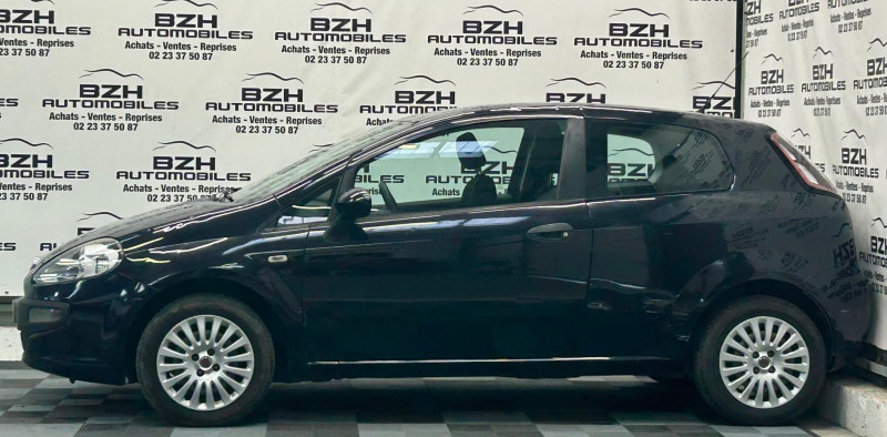 Photo 3 de l'offre de FIAT PUNTO EVO 1.2 8V 65CH TEAM 3P * CLIM * à 5990€ chez BZH Automobiles