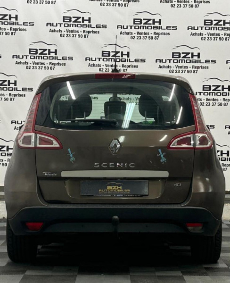 Photo 4 de l'offre de RENAULT SCENIC III 1.5 DCI 105CH AUTHENTIQUE GARANTIE 12 MOIS à 7490€ chez BZH Automobiles