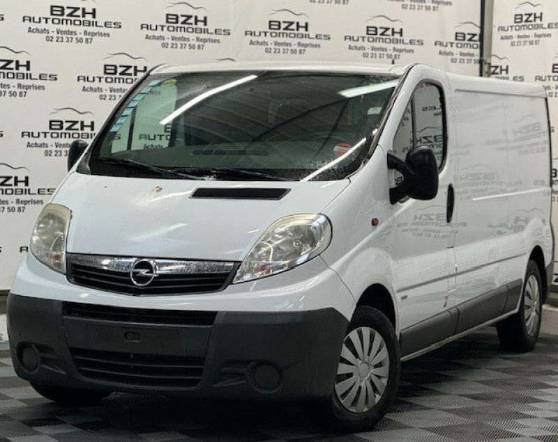 Opel VIVARO COMBI 2.0 CDTI 115CH C1 * ATTELAGE / CLIM * Diesel BLANC Occasion à vendre