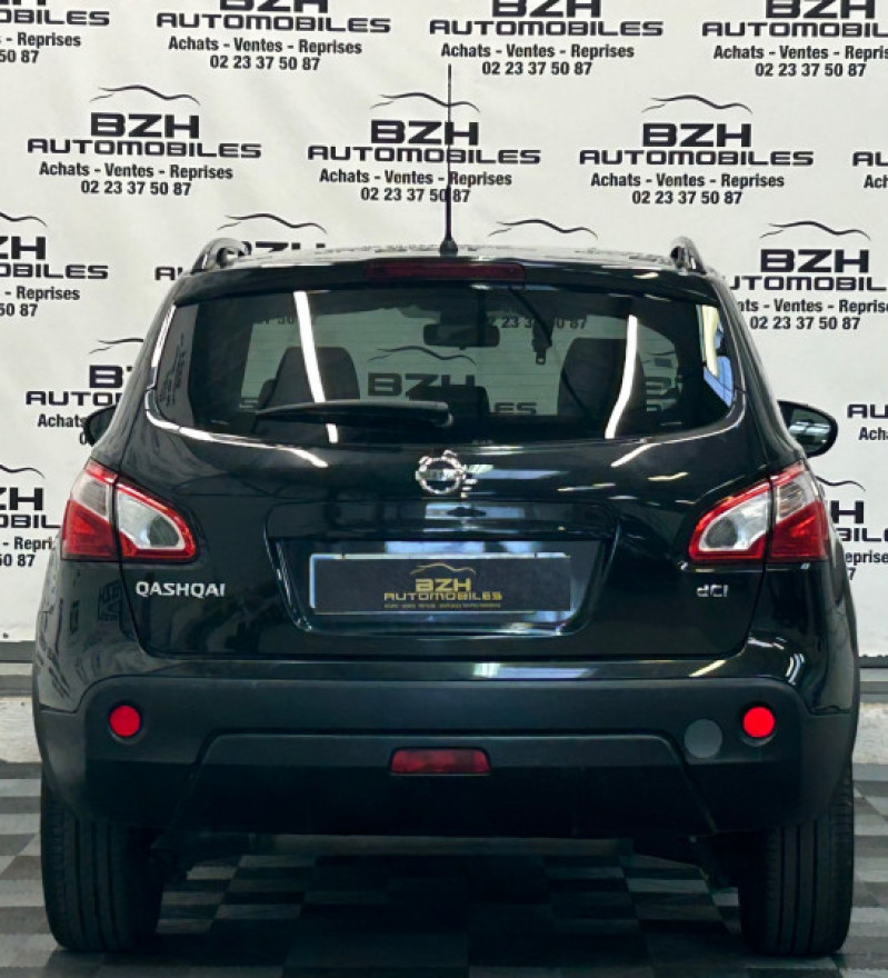 Photo 6 de l'offre de NISSAN QASHQAI 1.5 DCI 110CH FAP CONNECT EDITION à 10990€ chez BZH Automobiles