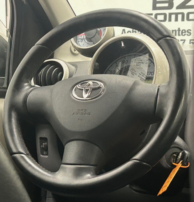 Photo 11 de l'offre de TOYOTA AYGO 1.0 VVT-I 68CH SILK 5P à 4990€ chez BZH Automobiles