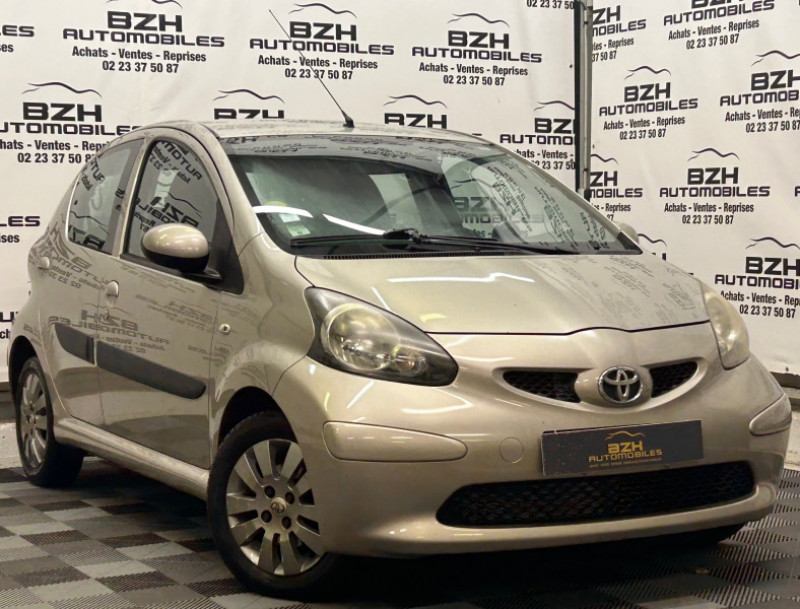 Toyota AYGO 1.0 VVT-I 68CH SILK 5P Essence BEIGE Occasion à vendre