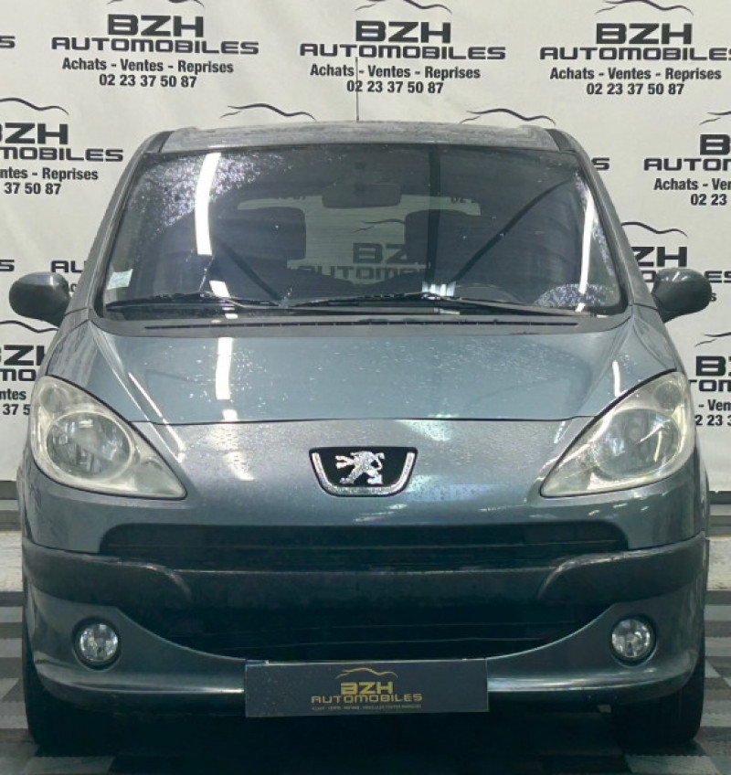 Photo 2 de l'offre de PEUGEOT 1007 1.4 VITAMINE * CLIM * GARANTIE 12 MOIS à 4490€ chez BZH Automobiles