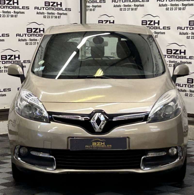 Photo 3 de l'offre de RENAULT SCENIC III 1.5 DCI 110CH ENERGY AUTHENTIQUE ECO² GARANTIE 12 MOIS à 9990€ chez BZH Automobiles