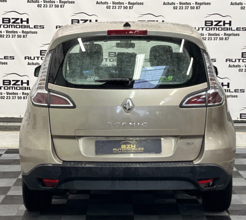 Photo 6 de l'offre de RENAULT SCENIC III 1.5 DCI 110CH ENERGY AUTHENTIQUE ECO² GARANTIE 12 MOIS à 9990€ chez BZH Automobiles