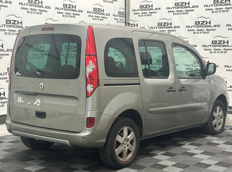 Photo 6 de l'offre de RENAULT KANGOO II 1.6 16V 105CH ETHANOL EXPRESSION GARANTIE 12 MOIS à 10990€ chez BZH Automobiles