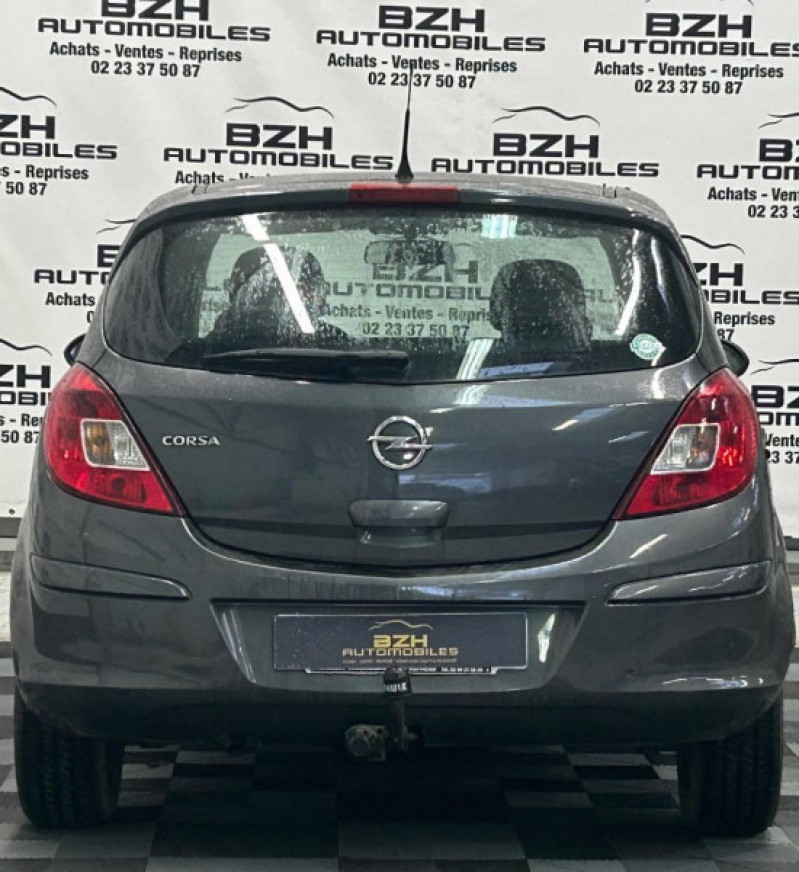 Photo 4 de l'offre de OPEL CORSA 1.2 TWINPORT 150EME ANNIVERSAIRE 5P GARANTIE 12 MOIS à 6490€ chez BZH Automobiles