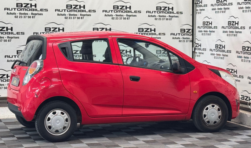 Photo 4 de l'offre de CHEVROLET SPARK 1.0 16V LS 5P GARANTIE12 MOIS à 5990€ chez BZH Automobiles