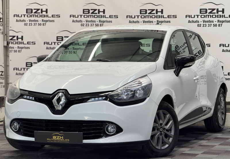Renault CLIO IV 1.5 DCI 75CH LIMITED  -  GARANTIE 12 MOIS -  * ECRAN GPS / REGULATEUR / CLIM / C Diesel BLANC Occasion à vendre