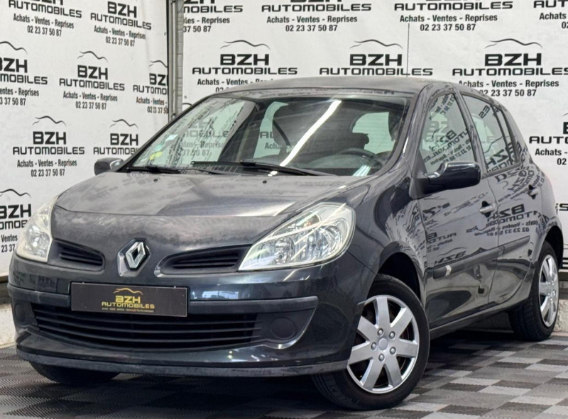 Renault CLIO III 1.2 16V 75CH EXPRESSION 5P 12 mois Essence GRIS F Occasion à vendre