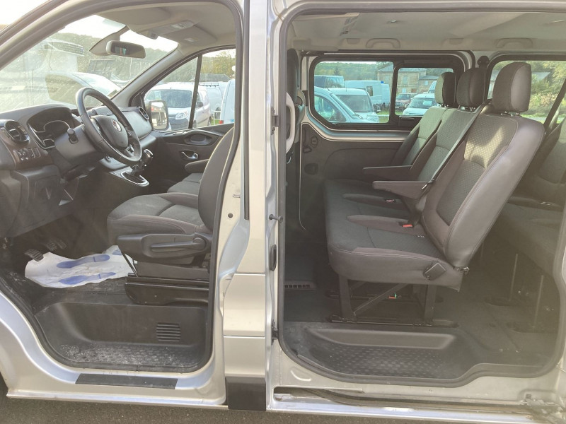 Photo 3 de l'offre de FIAT TALENTO PANORAMA LH1 2.0  MULTIJET  145CH 9 PLACES à 34500€ chez L'utilitaire Normand