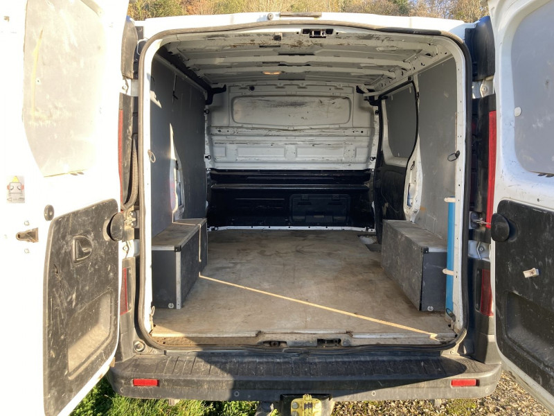 Photo 3 de l'offre de RENAULT TRAFIC III FG L1H1 145CH BVR GRAND CONFORT à 26000€ chez L'utilitaire Normand