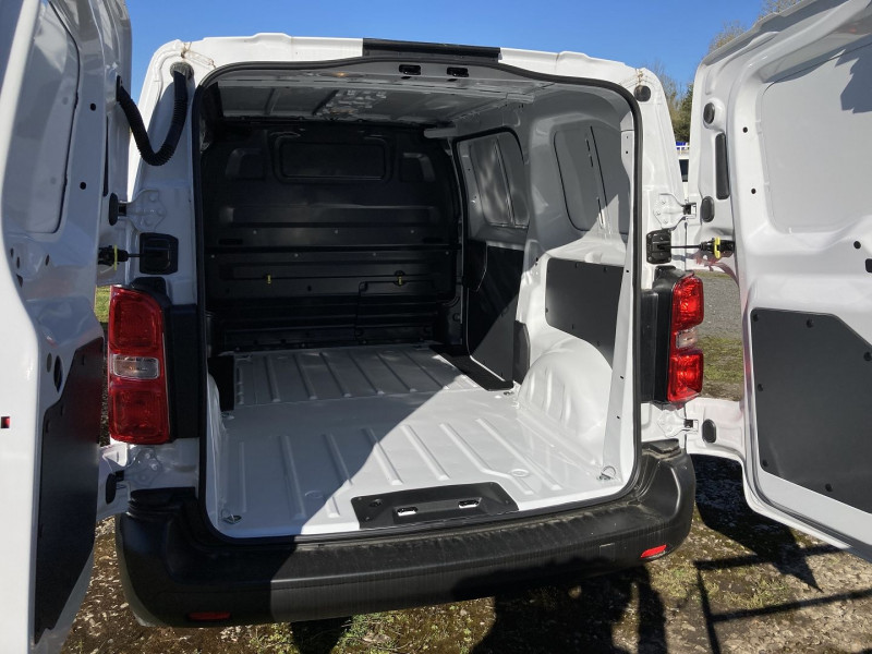 Photo 3 de l'offre de FIAT SCUDO FG STANDARD 1.5 MJT 120CH BUSINESS à 30900€ chez L'utilitaire Normand