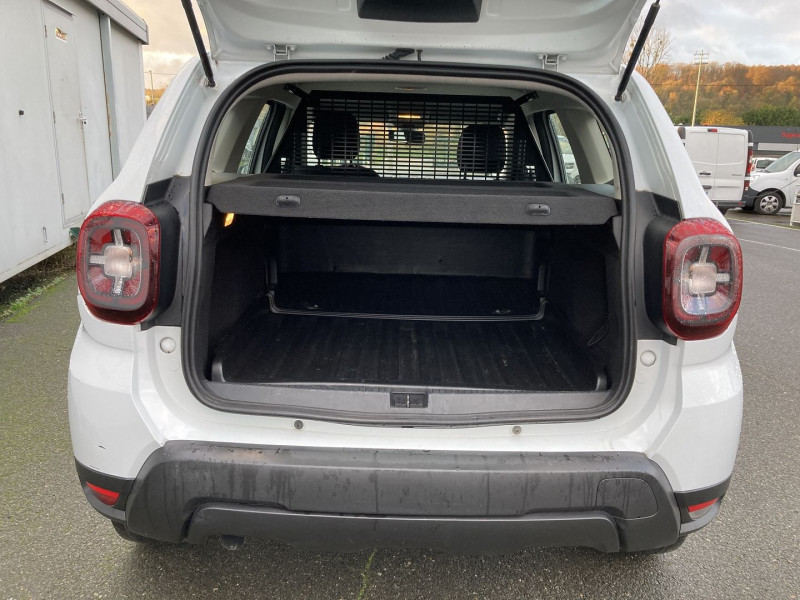 Photo 3 de l'offre de DACIA DUSTER STE 1.5 BLUE DCI 115 4WD ESSENTIEL à 17500€ chez L'utilitaire Normand / Utiléo Normandie