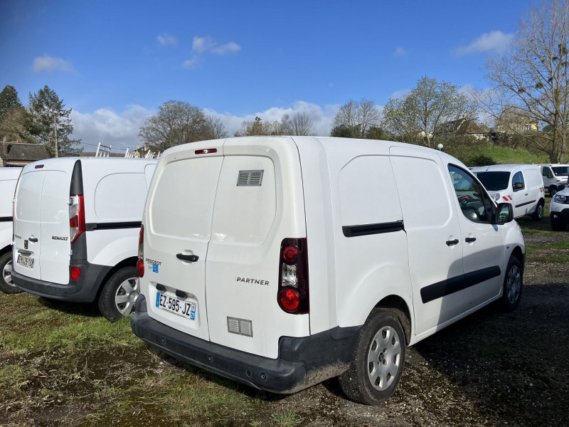 Photo 2 de l'offre de PEUGEOT PARTNER BLUE HDI 100  à 11500€ chez L'utilitaire Normand / Utiléo Normandie