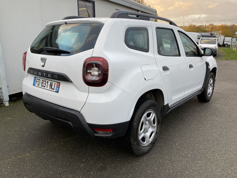 Photo 2 de l'offre de DACIA DUSTER STE 1.5 BLUE DCI 115 4WD ESSENTIEL à 17500€ chez L'utilitaire Normand / Utiléo Normandie