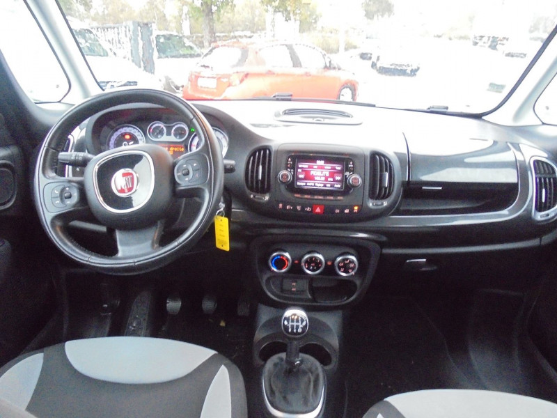 Photo 3 de l'offre de FIAT 500L 1.3 MULTIJET 16V 85CH S&S POP à 6890€ chez Agence AVR Automobile
