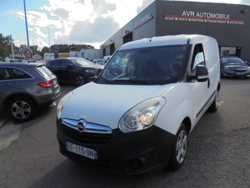 Opel COMBO CARGO L1H1 1.6 CDTI 105CH ECOFLEX START/STOP BASE Diesel BLANC Occasion à vendre