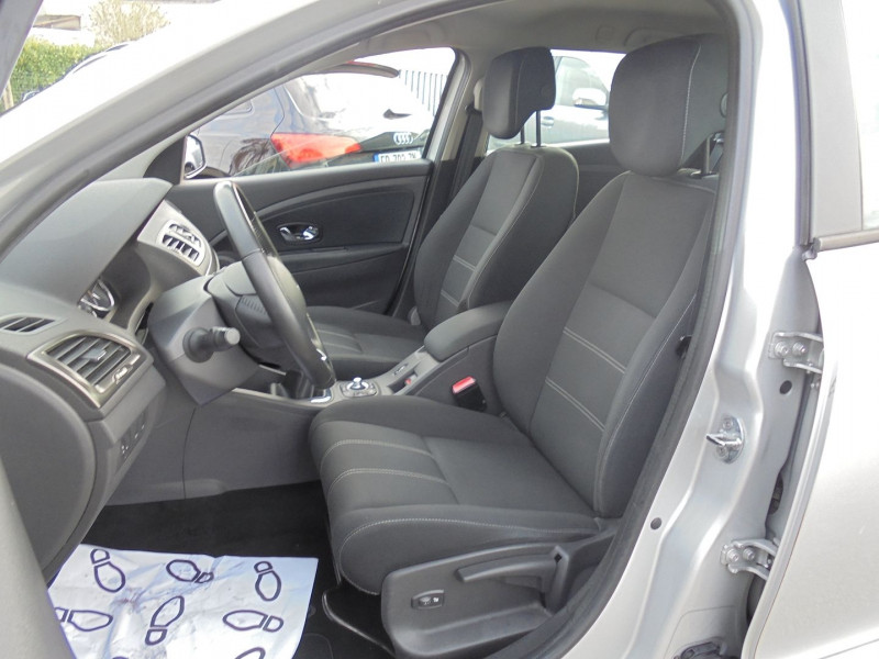 Photo 4 de l'offre de RENAULT MEGANE III ESTATE 1.5 DCI 110CH ENERGY BUSINESS ECO² à 6890€ chez Agence AVR Automobile