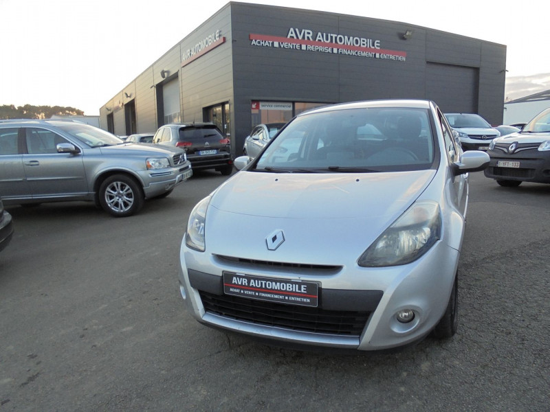 Renault CLIO III 1.5 DCI 75CH EXPRESSION CLIM ECO² 5P Diesel GRIS C Occasion à vendre