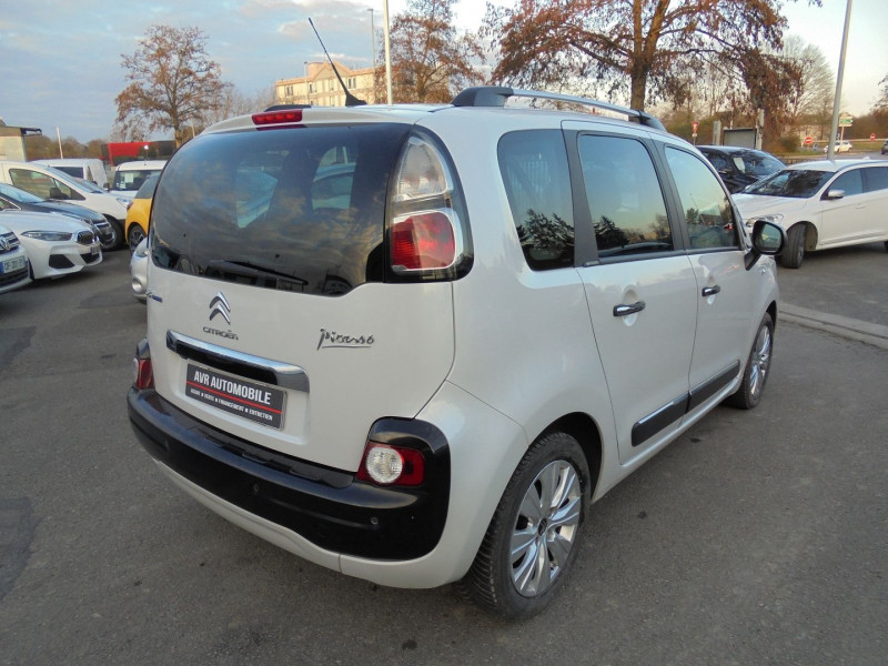 Photo 2 de l'offre de CITROEN C3 PICASSO BLUEHDI 100 EXCLUSIVE à 8890€ chez Agence AVR Automobile