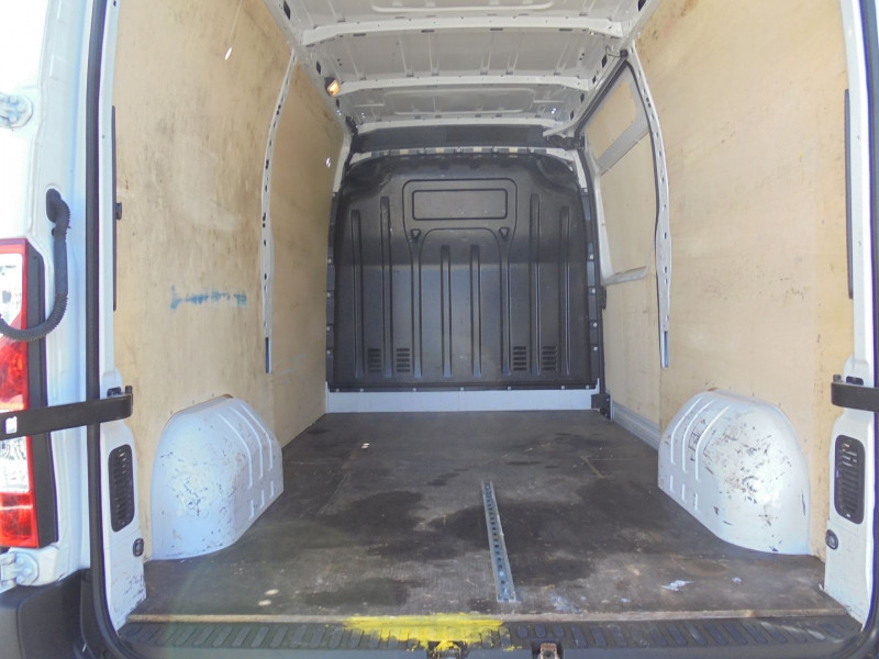 Photo 4 de l'offre de NISSAN NV400 FG 3T3 L2H2 2.3 DCI 130CH OPTIMA à 22490€ chez Agence AVR Automobile