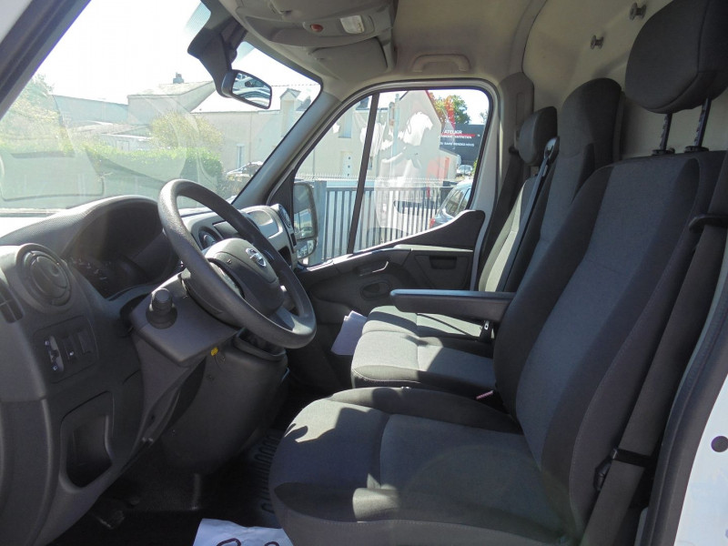 Photo 8 de l'offre de NISSAN NV400 FG 3T3 L2H2 2.3 DCI 130CH OPTIMA à 22490€ chez Agence AVR Automobile