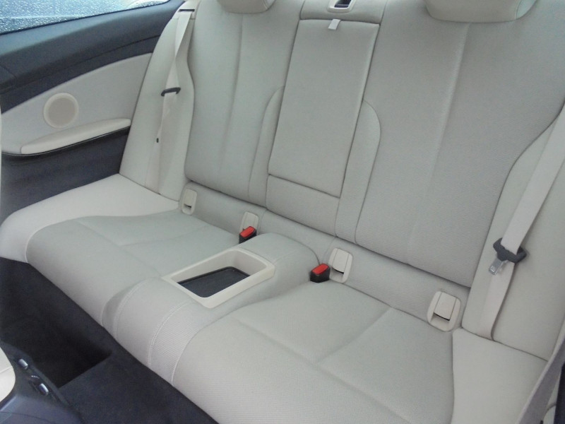 Photo 6 de l'offre de BMW SERIE 4 COUPE (F32) 420DA 184CH MODERN à 20990€ chez Agence AVR Automobile