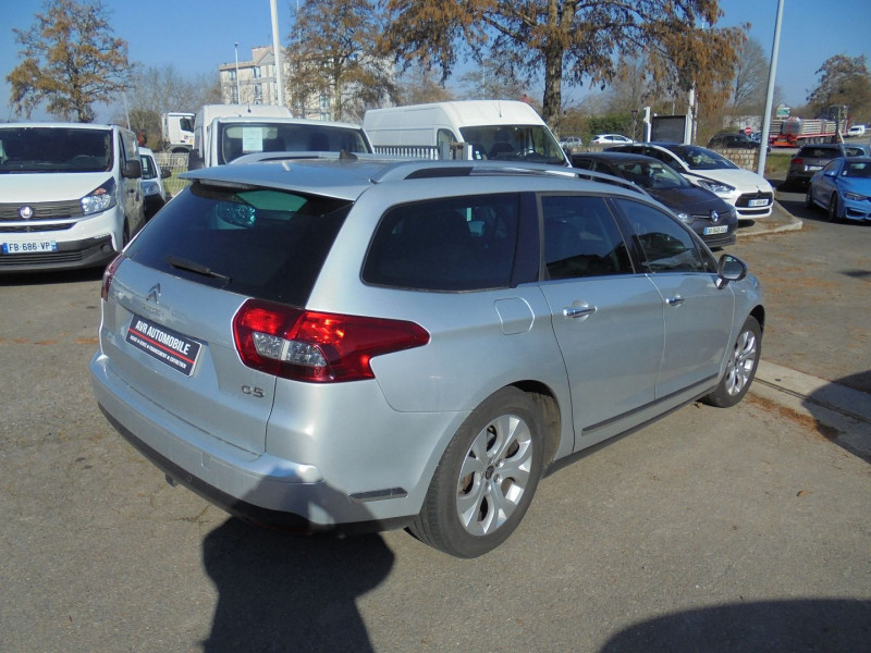 Photo 4 de l'offre de CITROEN C5 TOURER 2.0 HDI140 FAP MILLENIUM + II à 11890€ chez Agence AVR Automobile