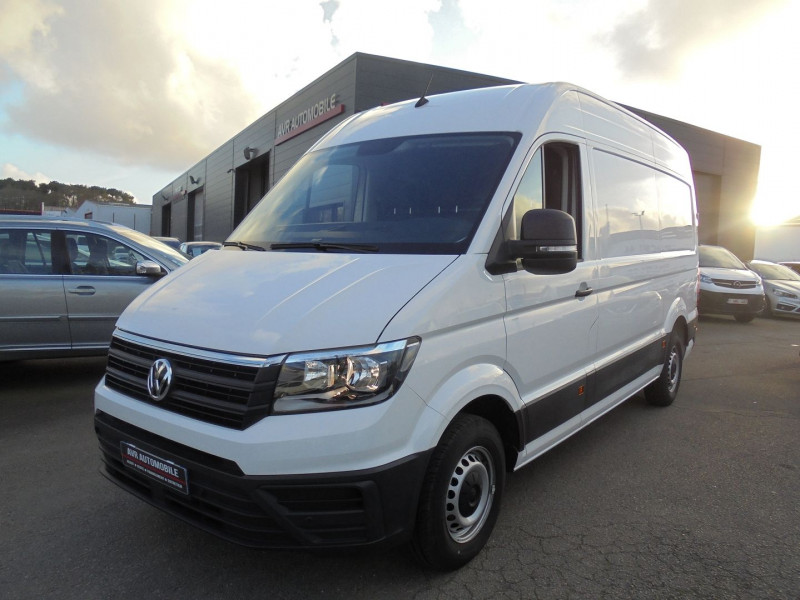 Photo 1 de l'offre de VOLKSWAGEN CRAFTER FG 30 L3H3 2.0 TDI 140CH BUSINESS LINE PLUS TRACTION à 39490€ chez Agence AVR Automobile