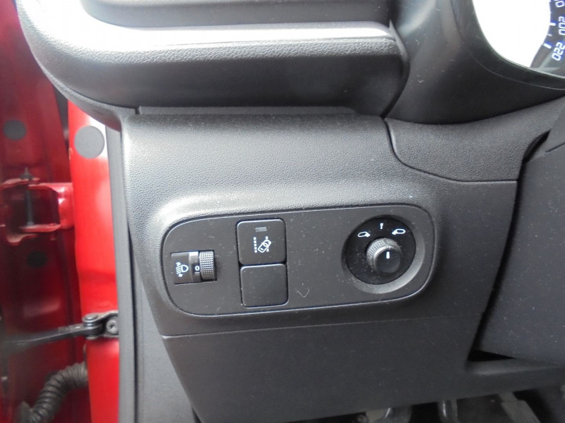 Photo 10 de l'offre de CITROEN C3 STE 1.2 PURETECH 68CH FEEL à 8990€ chez Agence AVR Automobile