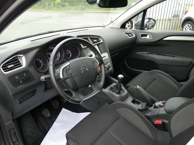 Photo 15 de l'offre de CITROEN C4 PURETECH 110CH MILLENIUM à 11890€ chez Agence AVR Automobile