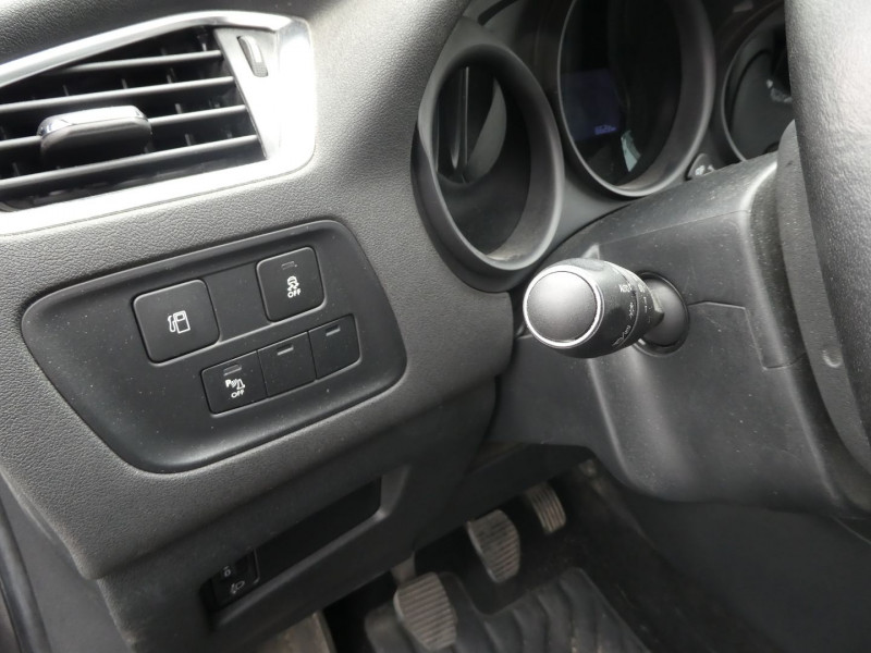 Photo 12 de l'offre de CITROEN C4 PURETECH 110CH MILLENIUM à 11890€ chez Agence AVR Automobile