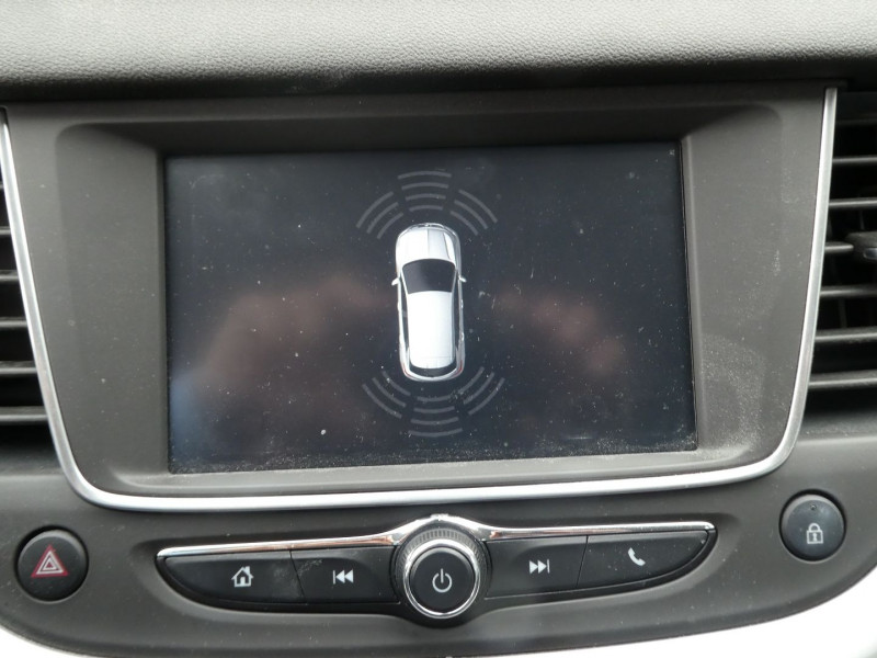 Photo 6 de l'offre de OPEL GRANDLAND X 1.2 TURBO 130CH ECOTEC BUSINESS EDITION à 13890€ chez Agence AVR Automobile
