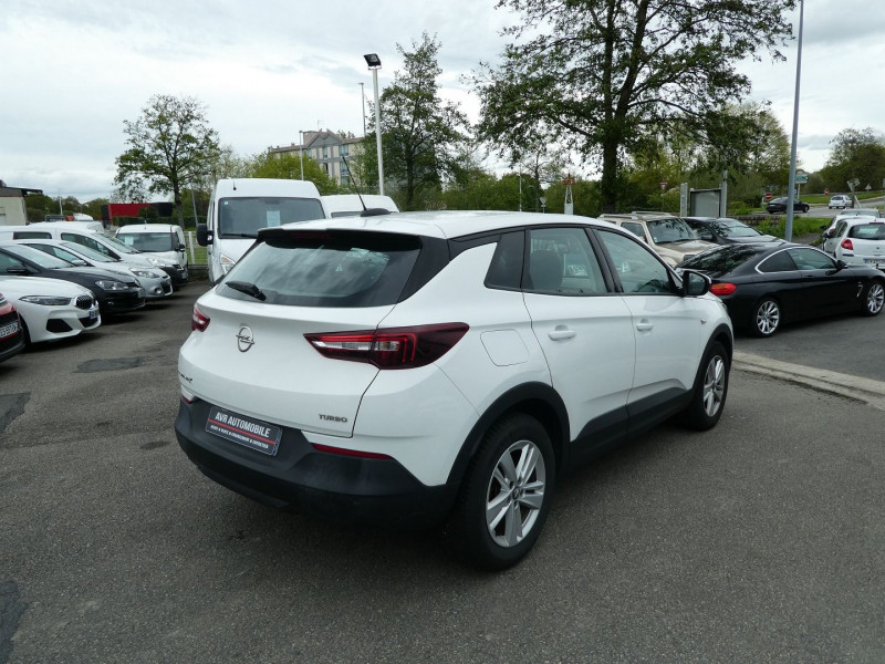 Photo 3 de l'offre de OPEL GRANDLAND X 1.2 TURBO 130CH ECOTEC BUSINESS EDITION à 13890€ chez Agence AVR Automobile