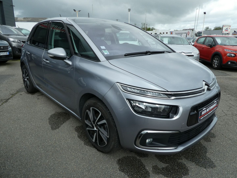 Photo 2 de l'offre de CITROEN C4 SPACETOURER PURETECH 130CH S&S LIVE à 15890€ chez Agence AVR Automobile