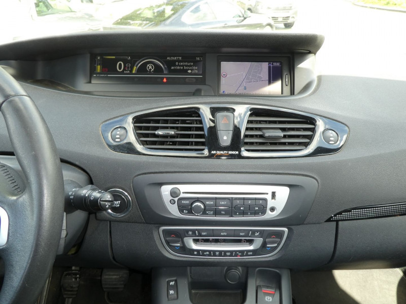 Photo 4 de l'offre de RENAULT SCENIC III 1.5 DCI 110CH ENERGY DYNAMIQUE ECO² à 8990€ chez Agence AVR Automobile