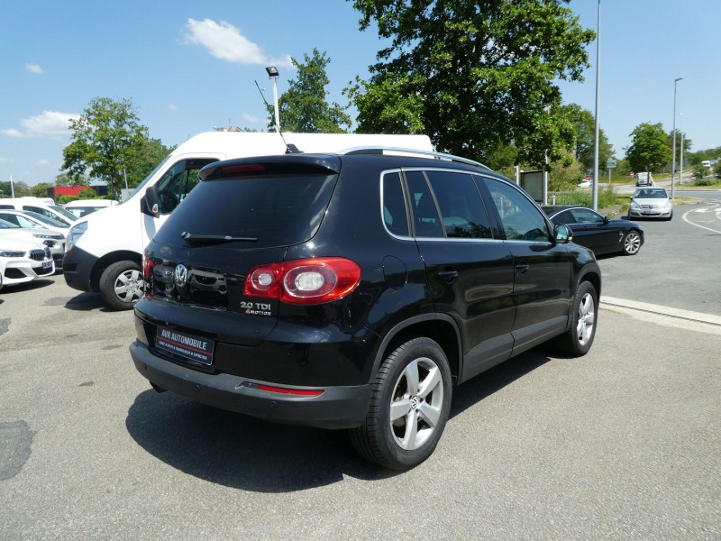 Photo 3 de l'offre de VOLKSWAGEN TIGUAN 2.0 TDI 140CH BLUEMOTION TECHNOLOGY FAP CARAT 4MOTION DSG7 à 14890€ chez Agence AVR Automobile