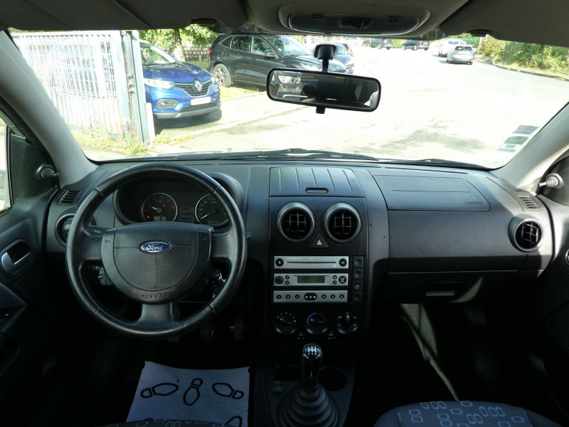 Photo 5 de l'offre de FORD FUSION 1.6 TDCI 90CH SENSO à 4890€ chez Agence AVR Automobile