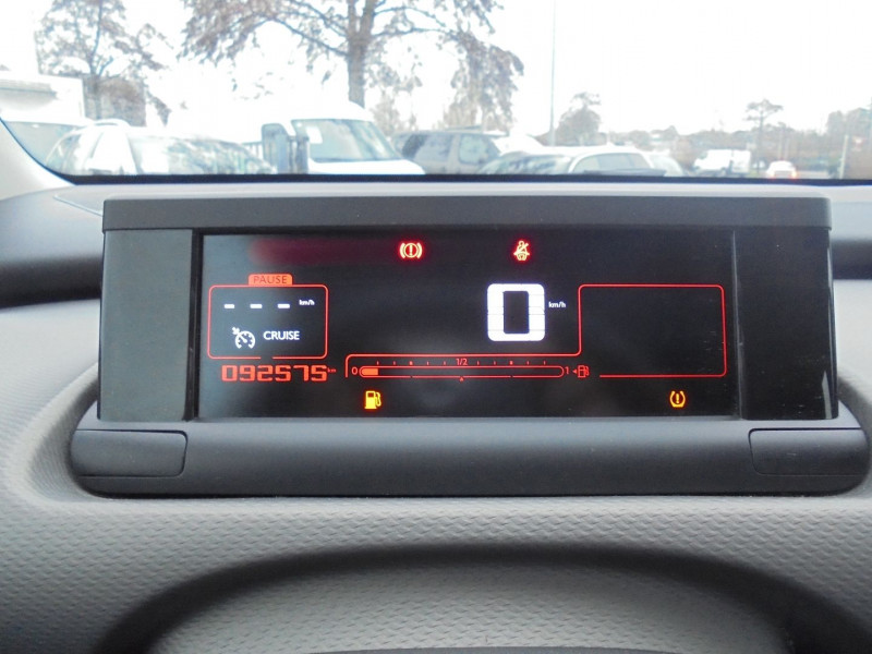 Photo 10 de l'offre de CITROEN C4 CACTUS PURETECH 82 FEEL à 9490€ chez Agence AVR Automobile