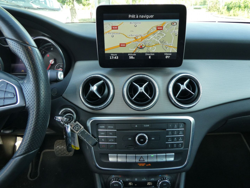 Photo 5 de l'offre de MERCEDES-BENZ CLA SHOOTING BRAKE 200 D SENSATION 7G-DCT à 22490€ chez Agence AVR Automobile