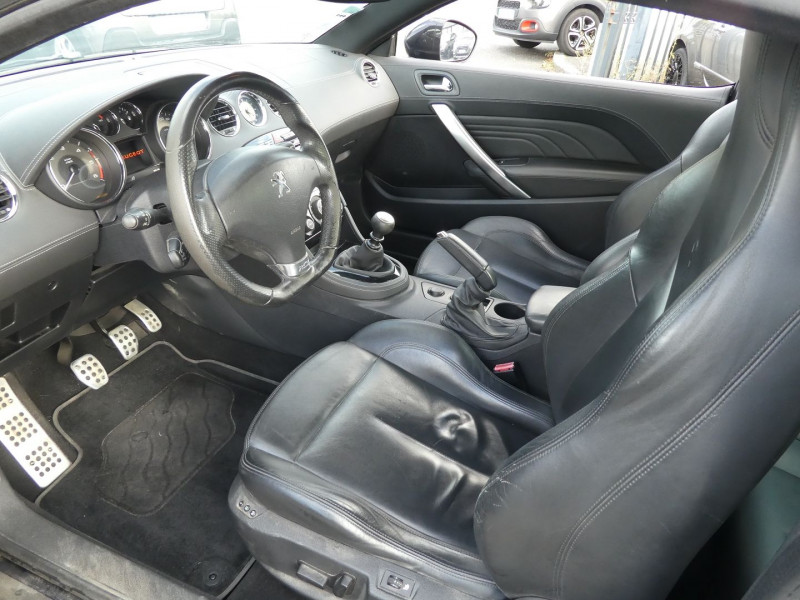 Photo 5 de l'offre de PEUGEOT RCZ 2.0 HDI FAP 160CH à 13990€ chez Agence AVR Automobile