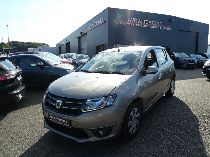 Dacia SANDERO 1.2 16V 75CH LAUREATE Essence BEIGE Occasion à vendre