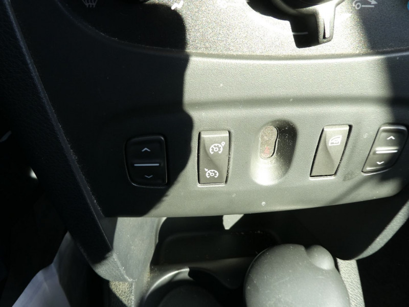 Photo 6 de l'offre de DACIA SANDERO 0.9 TCE 90CH STEPWAY PRESTIGE à 9490€ chez Agence AVR Automobile