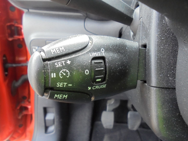 Photo 8 de l'offre de CITROEN C3 STE 1.2 PURETECH 68CH FEEL à 7990€ chez Agence AVR Automobile