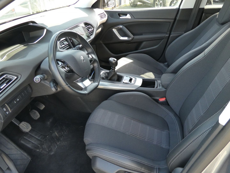 Photo 6 de l'offre de PEUGEOT 308 SW 1.5 BLUEHDI 130CH S&S ALLURE PACK à 20590€ chez Agence AVR Automobile