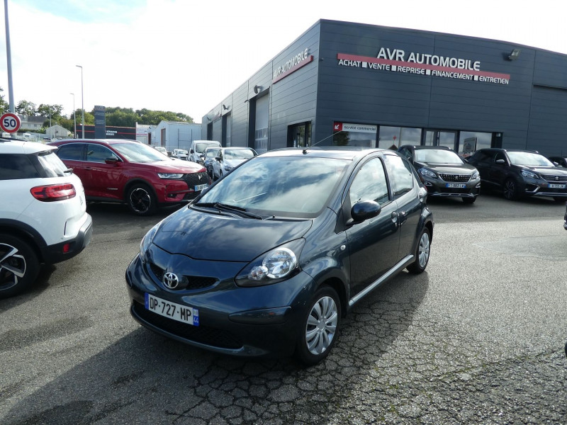 Toyota AYGO 1.0 VVT-I 68CH 5P Essence GRIS Occasion à vendre