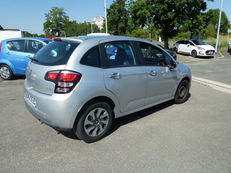 Photo 3 de l'offre de CITROEN C3 1.4 HDI70 CONFORT à 7490€ chez Agence AVR Automobile