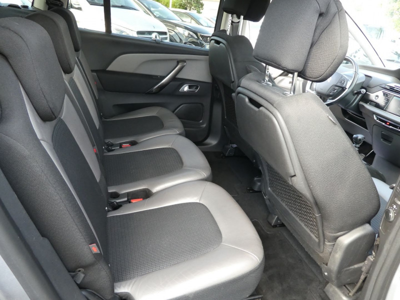 Photo 8 de l'offre de CITROEN GRAND C4 SPACETOURER PURETECH 130CH S&S SHINE E6.D à 18990€ chez Agence AVR Automobile