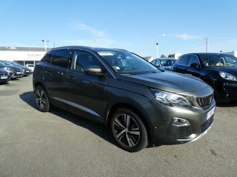 Photo 2 de l'offre de PEUGEOT 3008 1.2 PURETECH 130CH S&S ALLURE à 18490€ chez Agence AVR Automobile